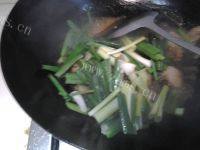 家常菜大蒜炒肉片做法图解7)