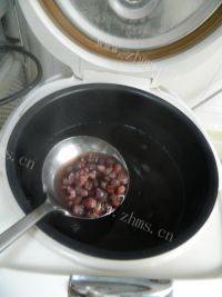 美味的红豆薏仁汤