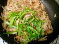 家常菜蚝油鸡腿菇做法图解6)