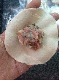 唇齿留香的香菇猪肉包做法图解8)