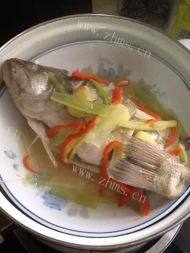 「健康美食」清蒸鲈鱼做法图解4)