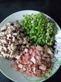 美味鲜蔬炒米饭做法图解2)
