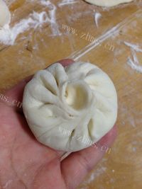 自制萝卜猪肉包做法图解18)
