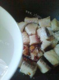 食欲满满的草鱼炖豆腐做法图解9)