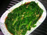 回味无穷的蒜蓉木耳菜