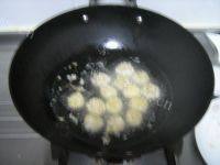 色味俱全的芝心虾球做法图解9)