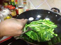 家常菜清炒白菜苔做法图解6)