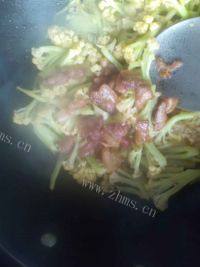 家常菜有机花菜炒肉片做法图解6)