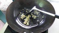 家常菜香菇炖土豆做法图解4)