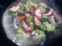 美味的牛肉香菇西兰花做法图解6)