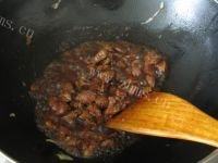 自己做的牛肉焖饭做法图解3)