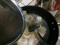 美味的酸菜氽白肉做法图解14)