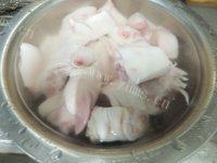 美味酱焖猪蹄做法图解1)