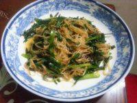 家常菜豆芽炒韭菜