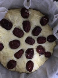 色泽鲜亮的发糕做法图解3)