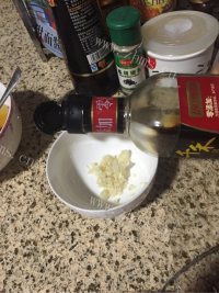 DIY凉拌皮蛋做法图解5)