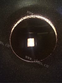 美味的红烧金鲳鱼做法图解4)