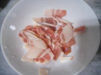 家常菜肉片炒芹菜做法图解1)