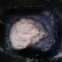 美味的蔓越莓椰蓉吐司做法图解2)
