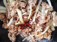 可口的孜然牛肉做法图解8)