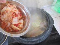 家常菜辣白菜汤做法图解6)