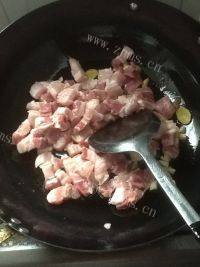 秀色可餐的干豆角烧肉做法图解8)