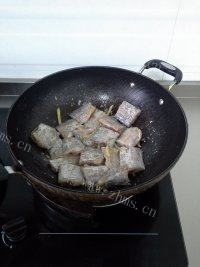 「美味可口」红烧带鱼做法图解4)