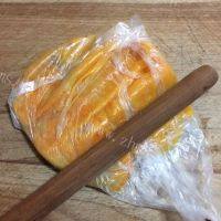 色泽鲜亮的双薯沙拉做法图解4)