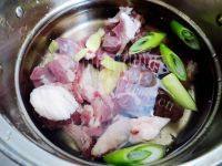 羊肉清炖青萝卜做法图解5)