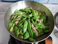 家常菜炖芸豆做法图解8)