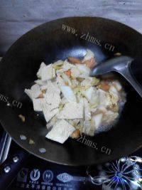 百吃不厌的白菜炒豆腐做法图解3)