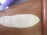 诱人的豆沙菊花酥做法图解9)