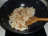 酥嫩莲藕炒肉片做法图解6)