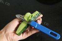 开胃的凉拌黄瓜片做法图解3)