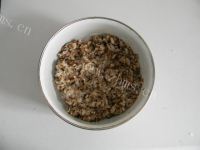美味的双色蒸饺做法图解7)