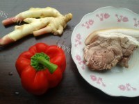 甜椒炒肉做法图解1)