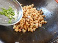 家常菜肉末藕丁做法图解11)