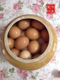 美味腌流油咸鸡蛋做法图解9)