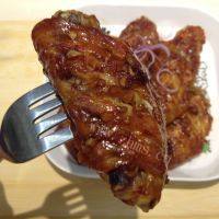 美味的烤鸡中翅