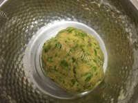 自制榆钱窝窝头做法图解7)