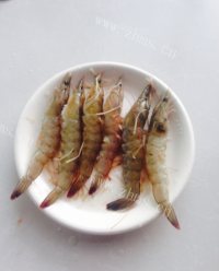 好吃的五香味煎海虾做法图解3)