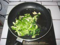 青椒炒豆腐干做法图解5)