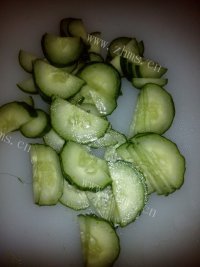美味的黄瓜鸡蛋炒面做法图解5)