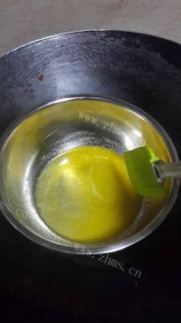 自制花生牛扎糖做法图解3)