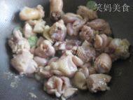 诱人的咖喱鸡块做法图解4)