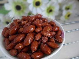 美味营养的炒花生米