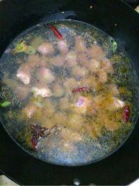 家常菜土豆焖牛肉做法图解7)