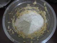 诱人的芝麻饼干做法图解5)