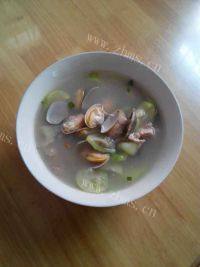 美味的丝瓜花蛤汤