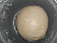 味道不错的韭菜鸡蛋水饺做法图解4)
